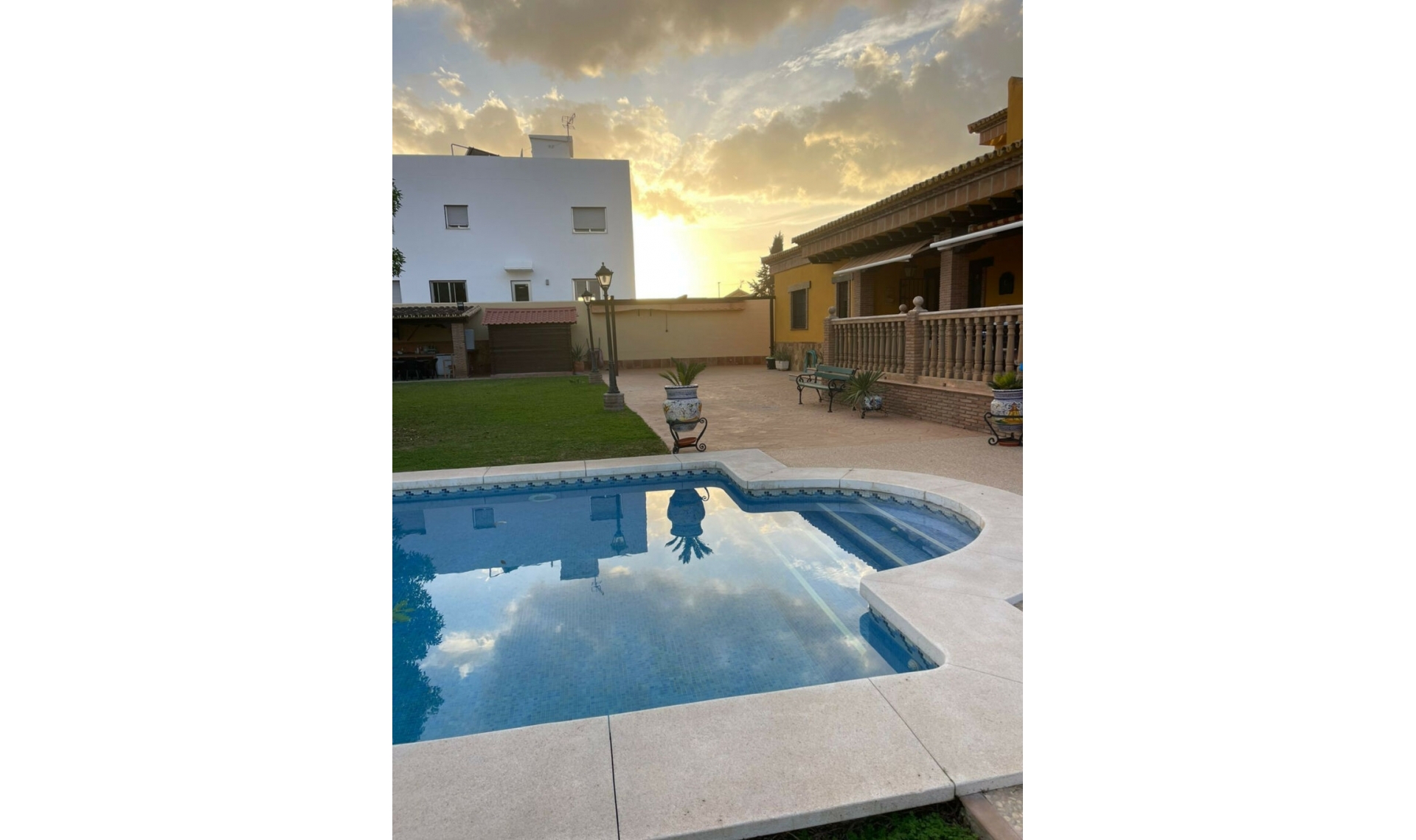 Resale - House -
Mijas Costa