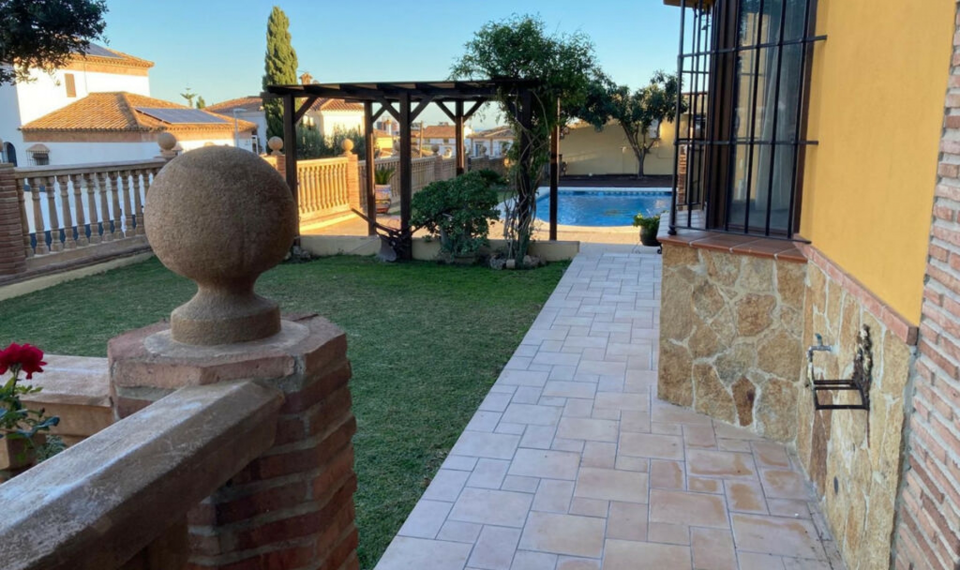 Resale - House -
Mijas Costa