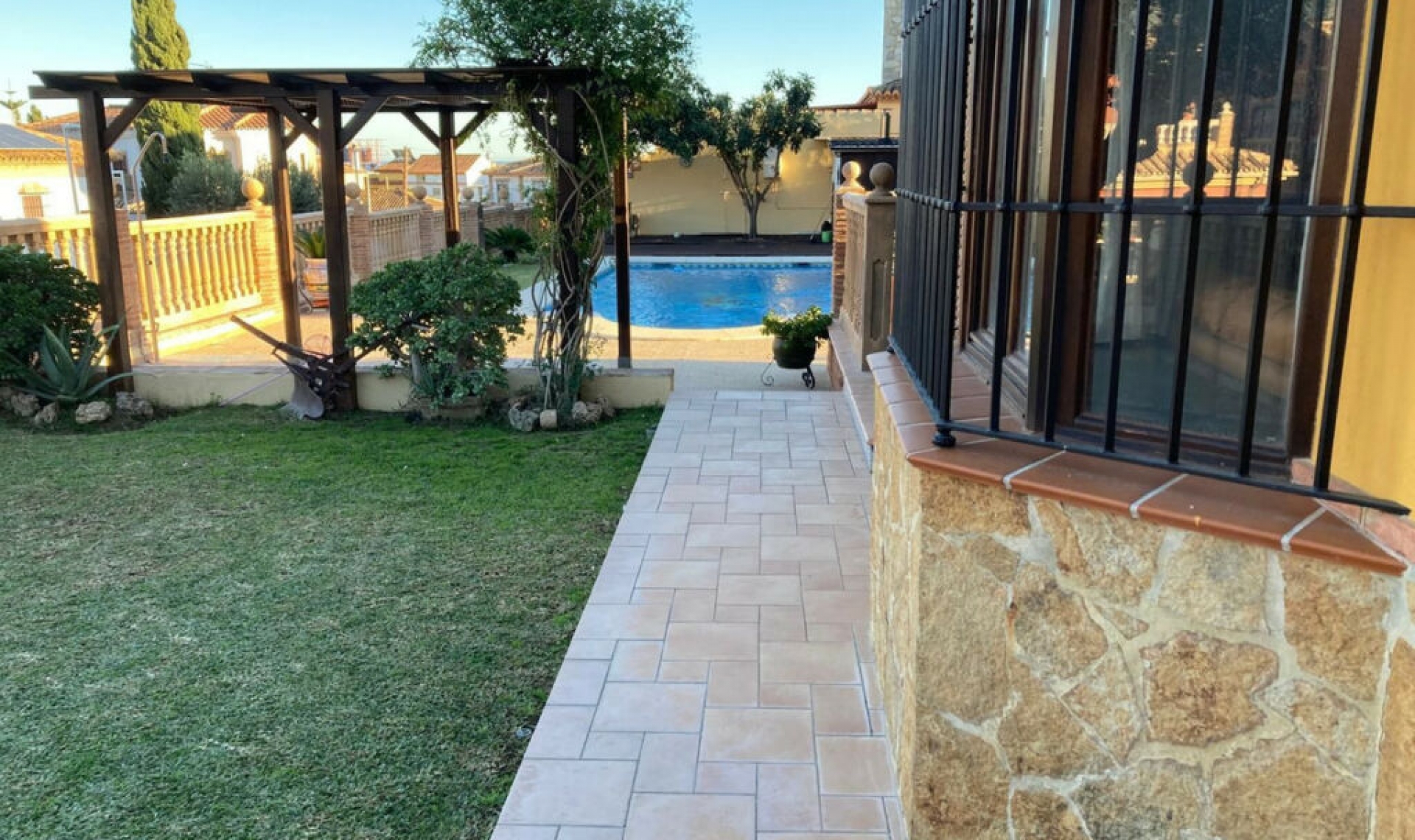 Resale - House -
Mijas Costa