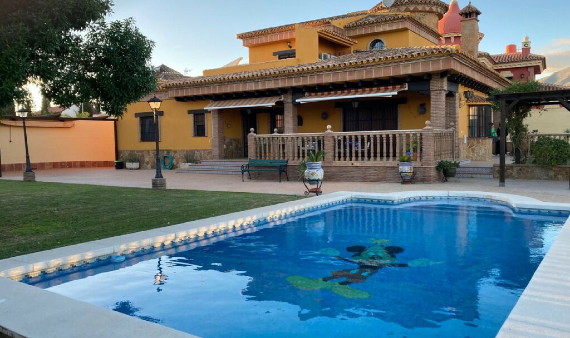 Resale - House -
Mijas Costa