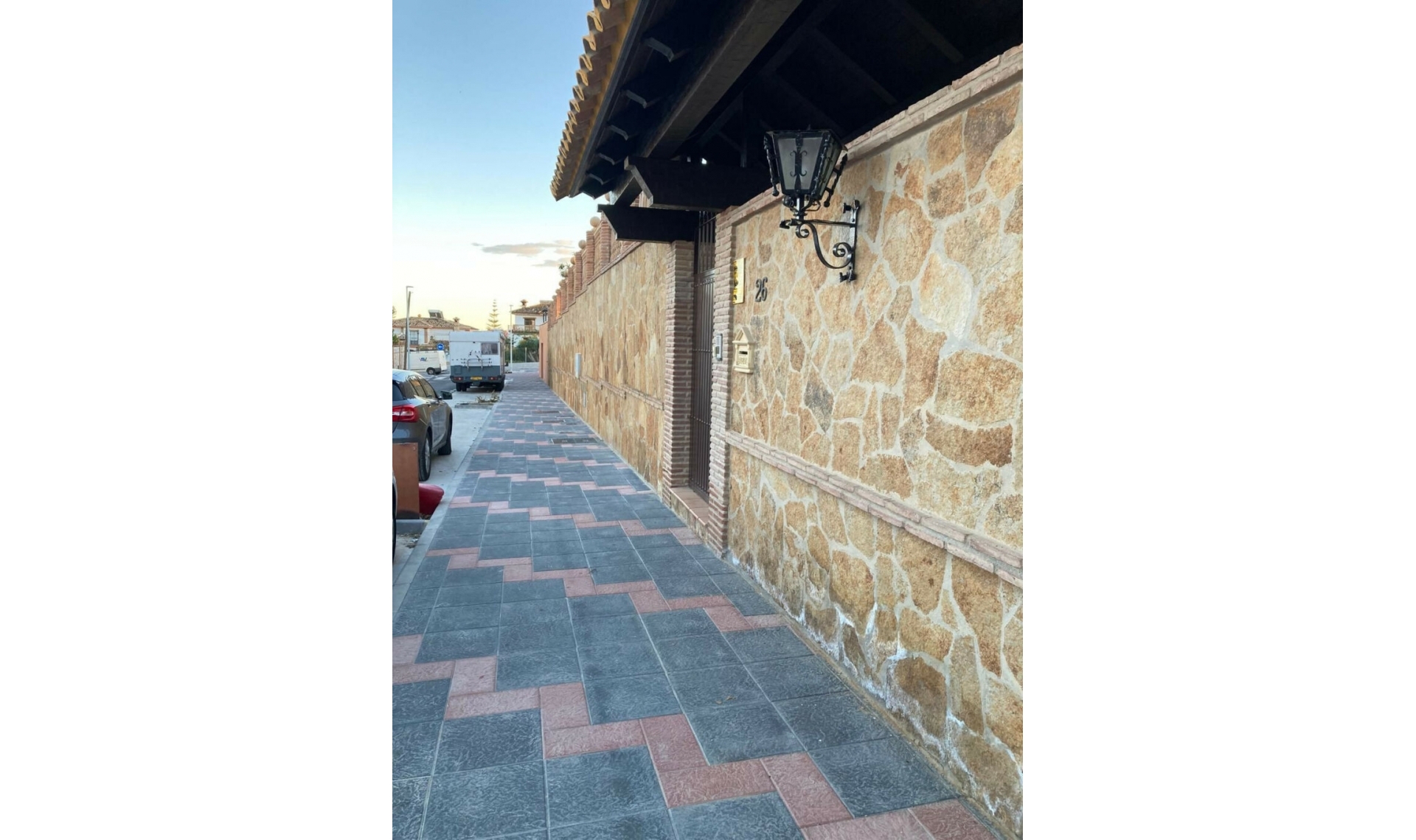 Resale - House -
Mijas Costa