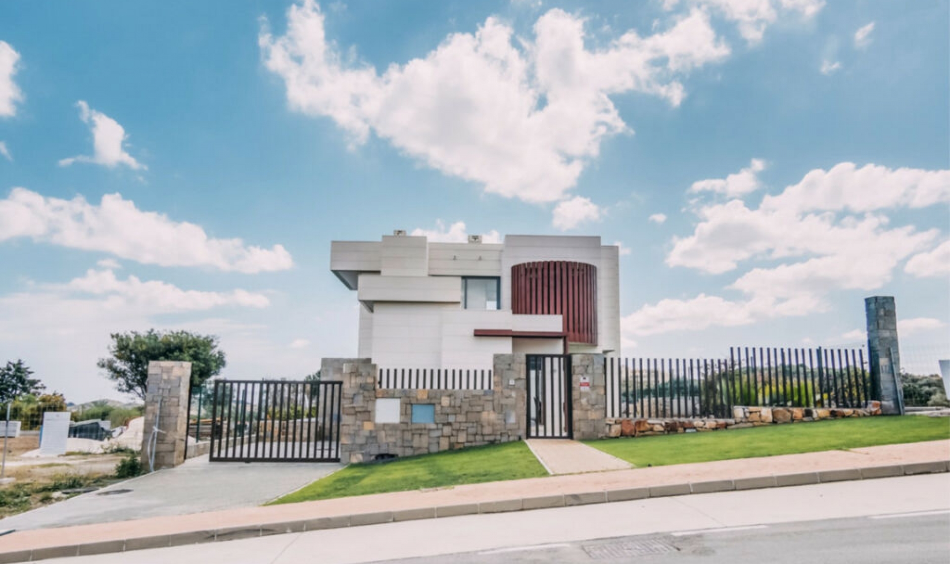 Resale - House -
Mijas Costa