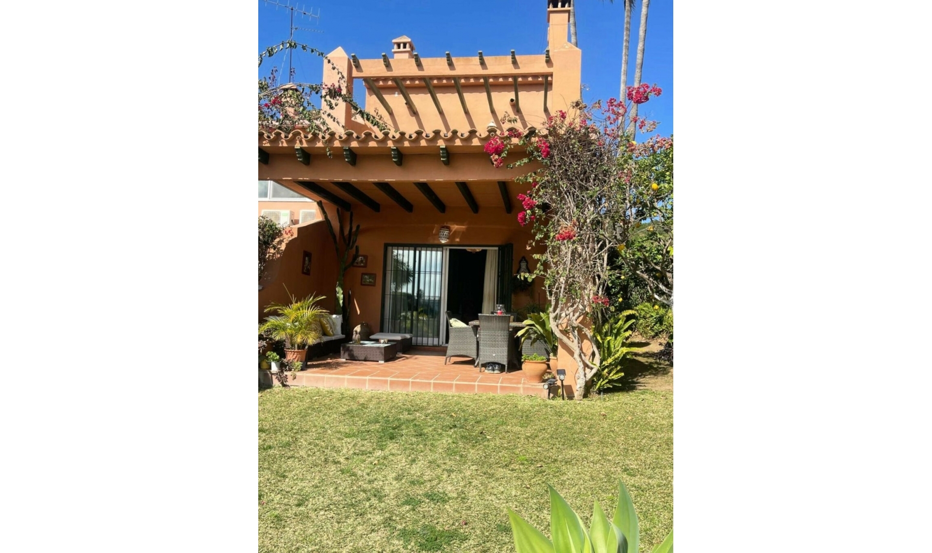 Resale - House -
Mijas Costa