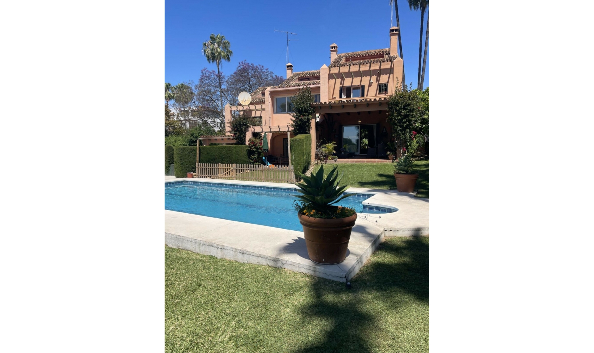 Resale - House -
Mijas Costa