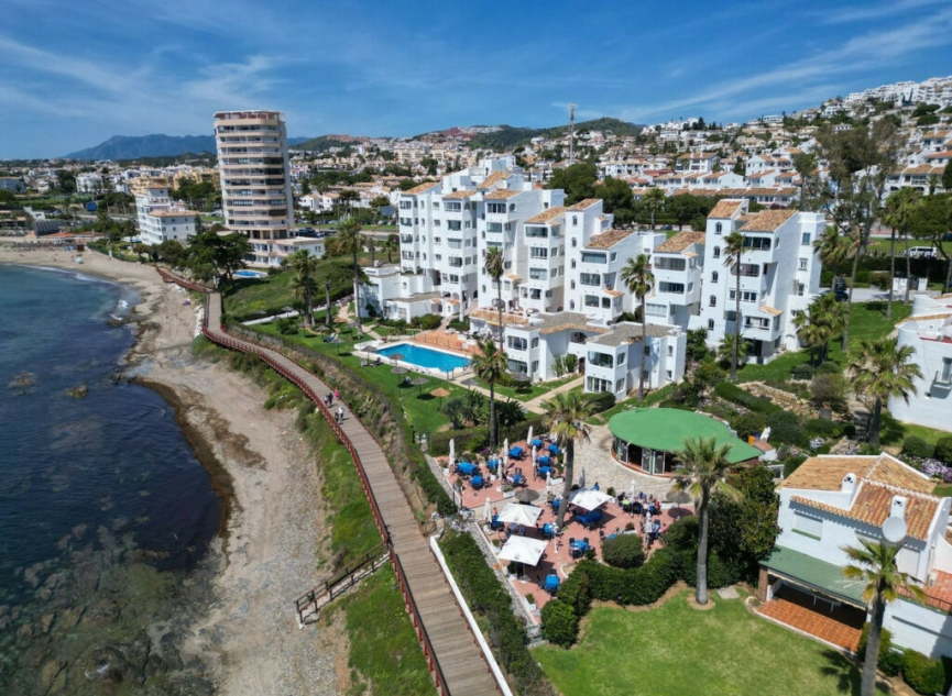 Resale - House -
Mijas Costa