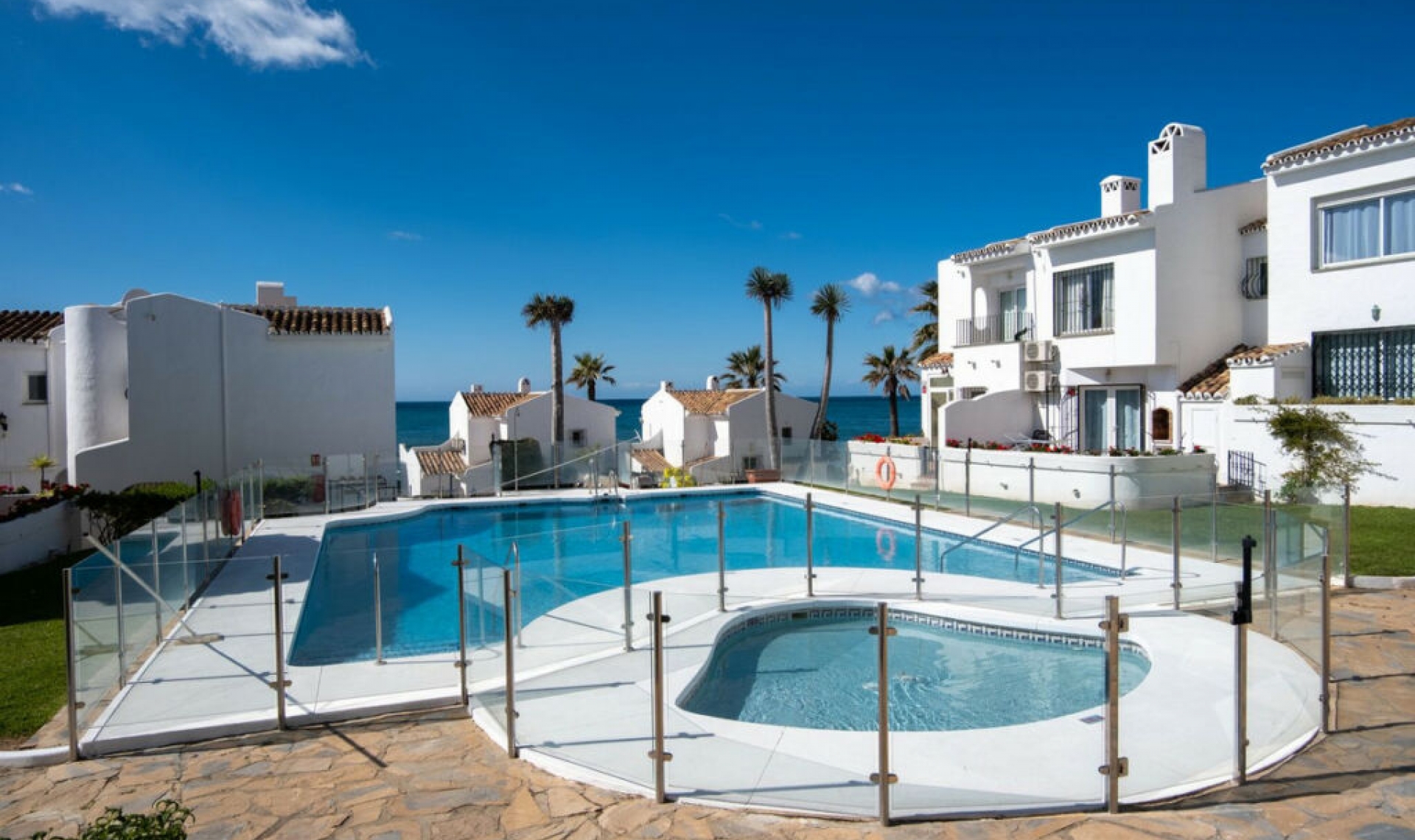 Resale - House -
Mijas Costa