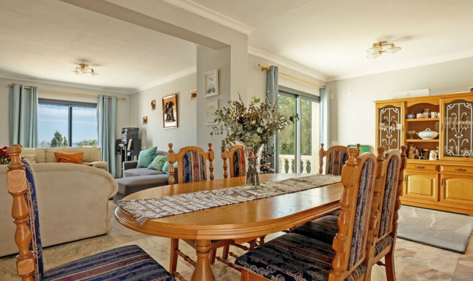 Resale - House -
Mijas Costa