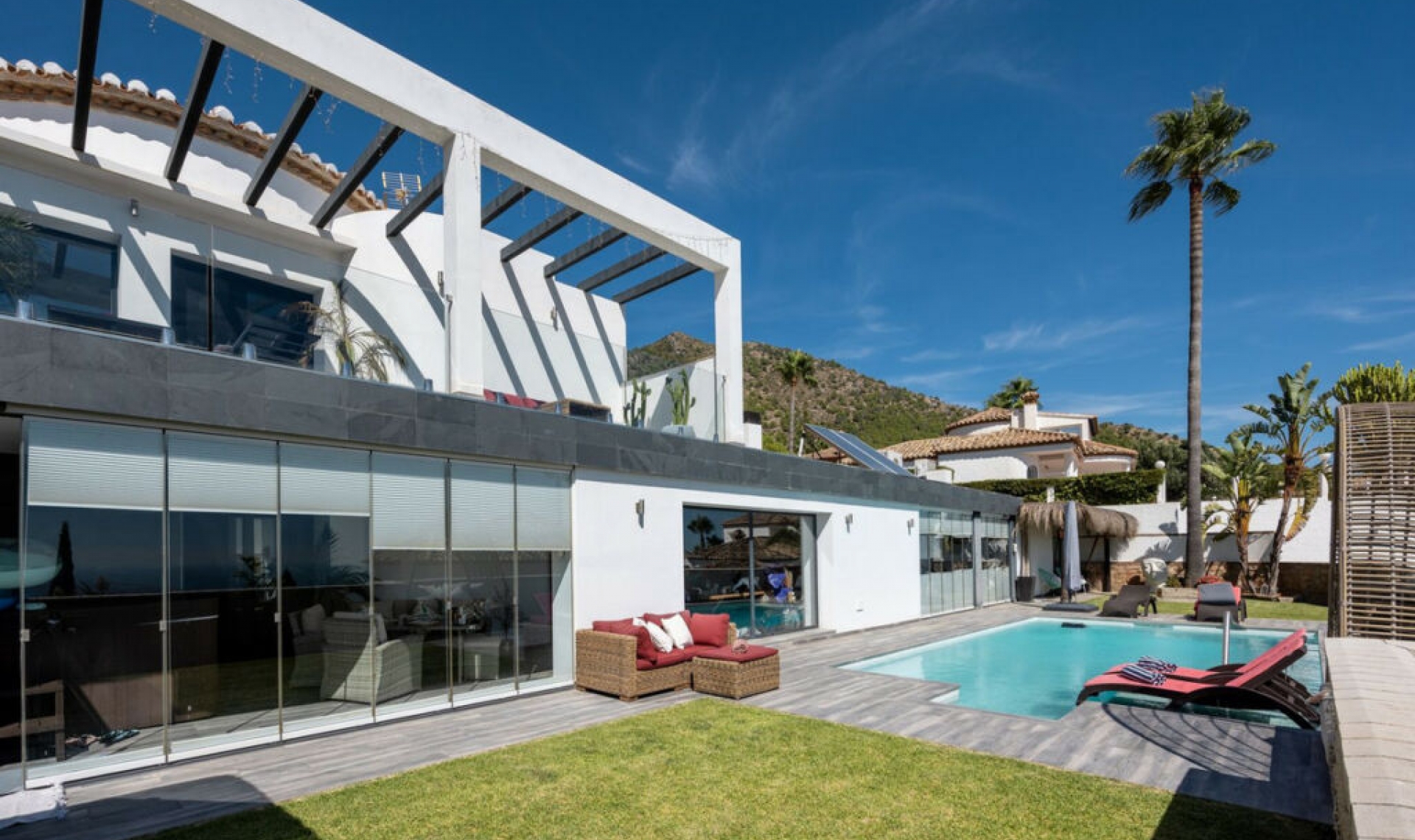 Resale - House -
Mijas Costa