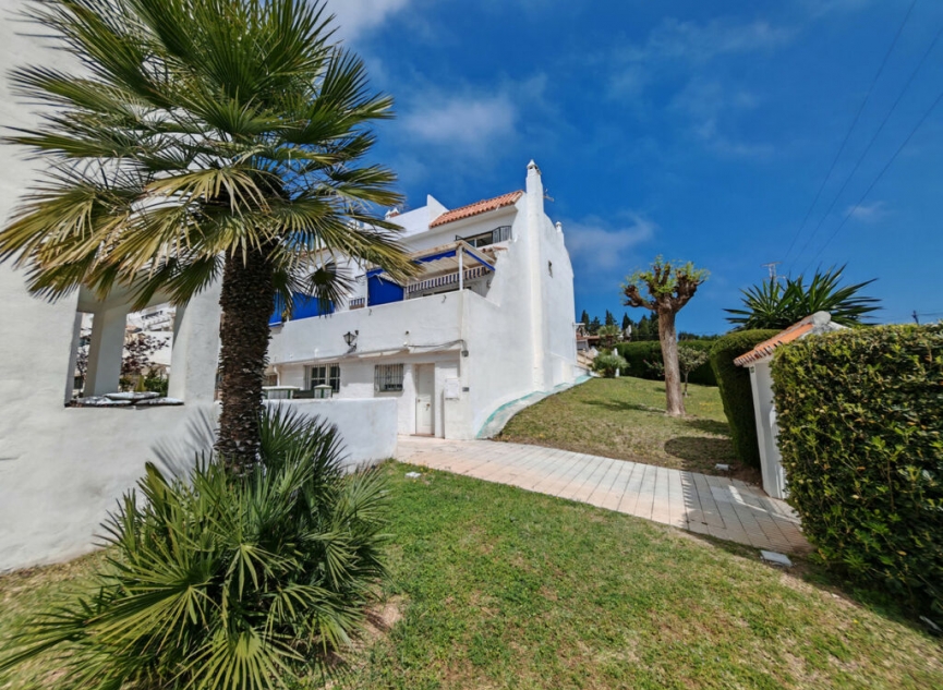 Resale - House -
Mijas Costa