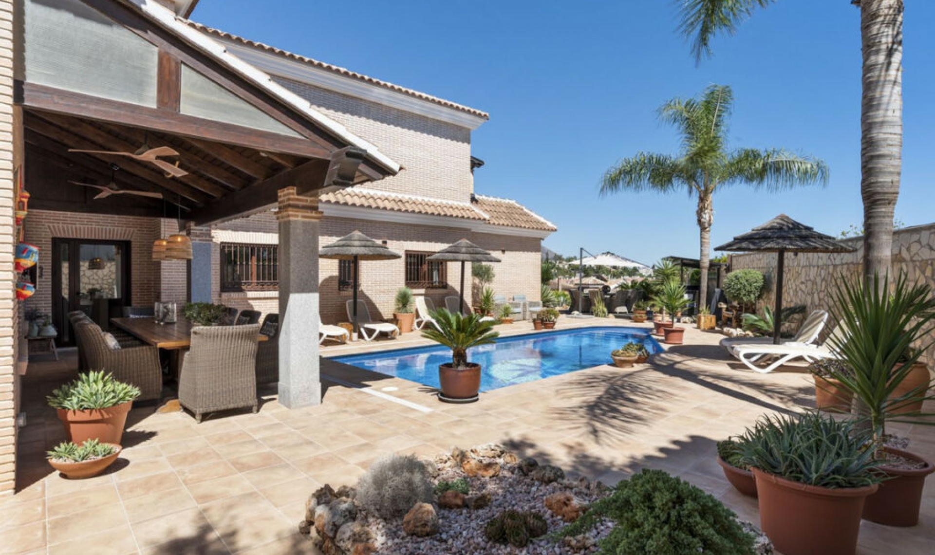 Resale - House -
Mijas Costa