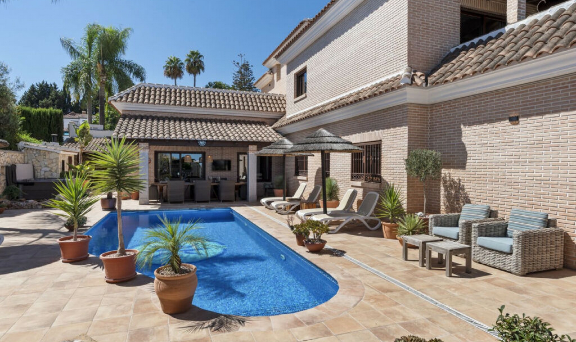 Resale - House -
Mijas Costa