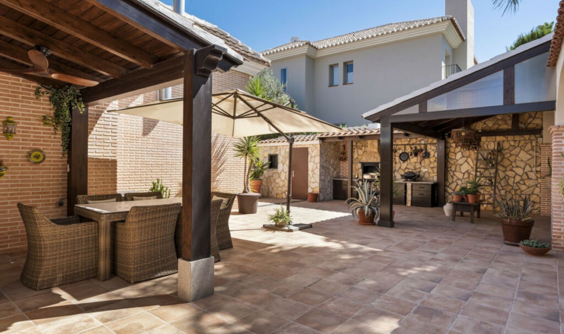 Resale - House -
Mijas Costa