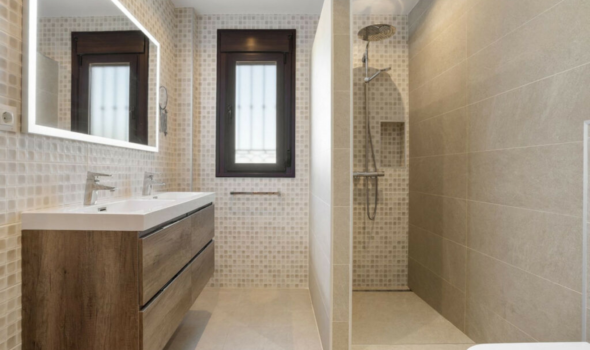 Resale - House -
Mijas Costa