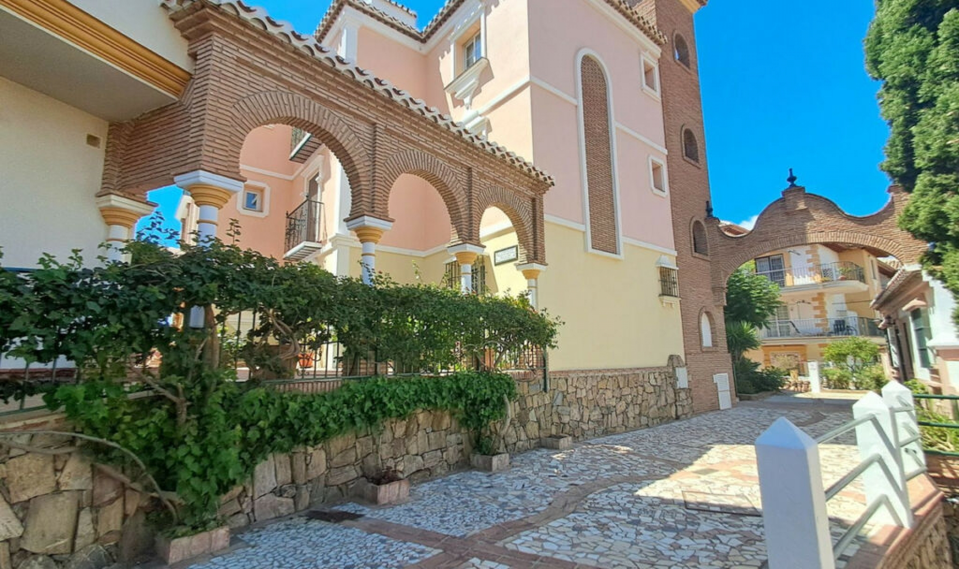 Resale - House -
Mijas Costa