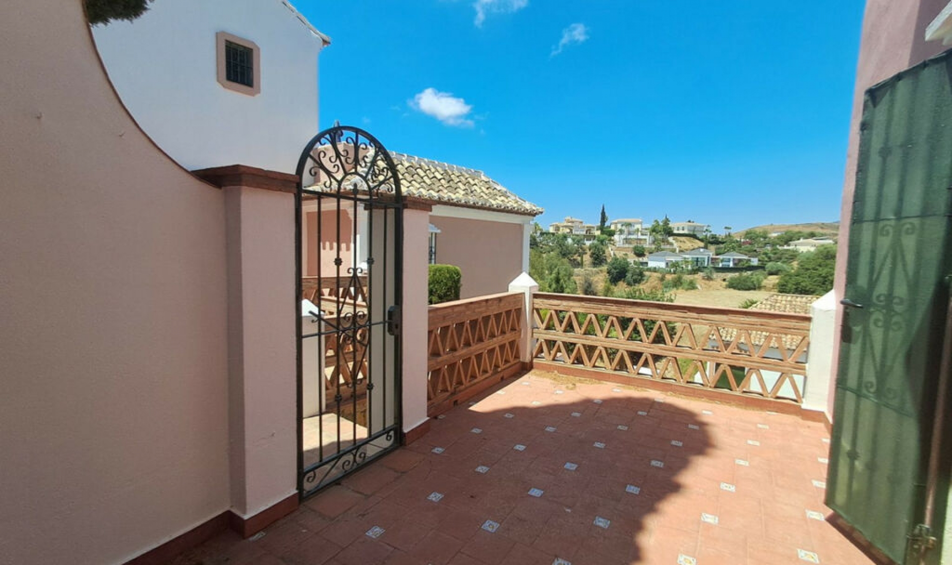 Resale - House -
Mijas Costa