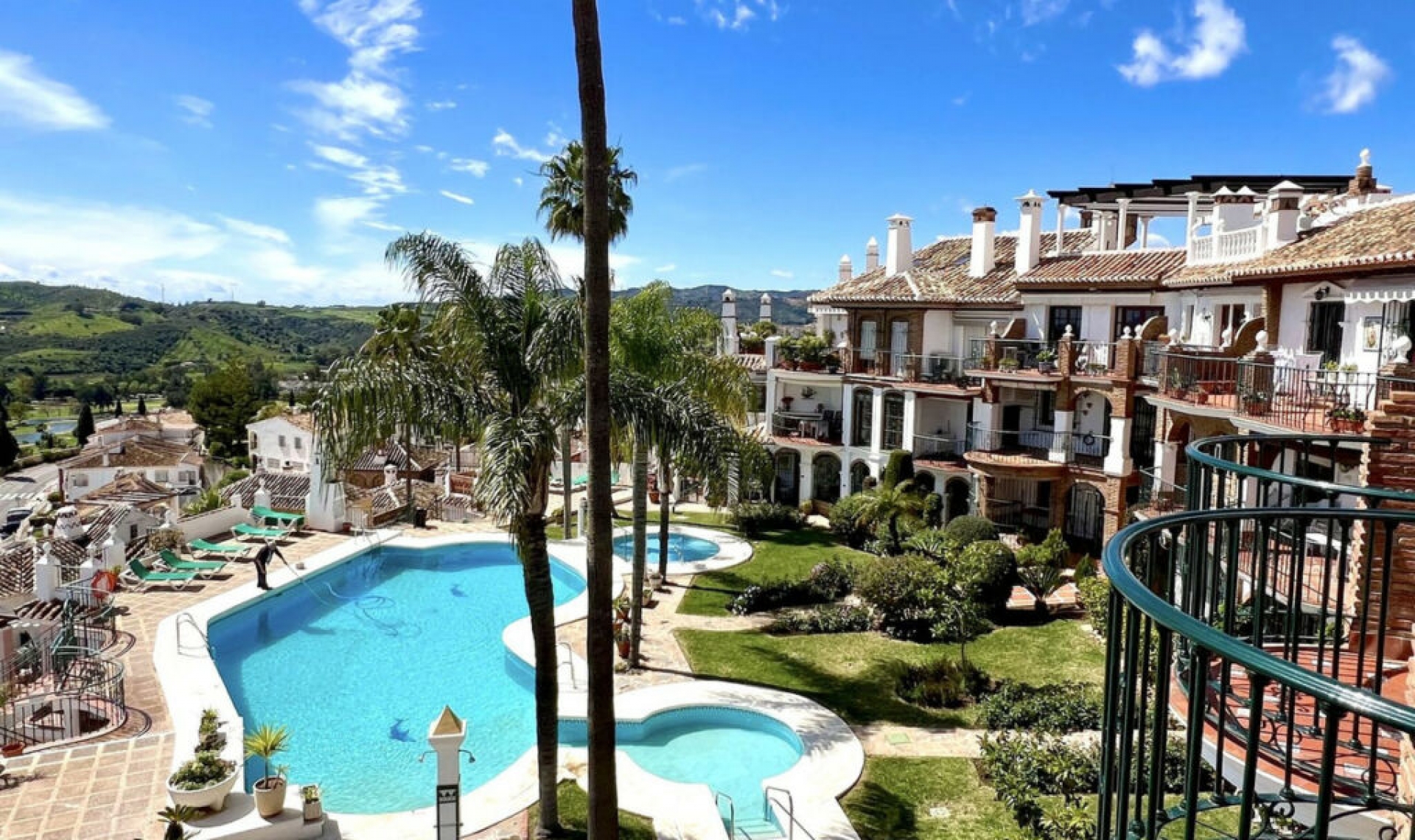 Resale - House -
Mijas Costa