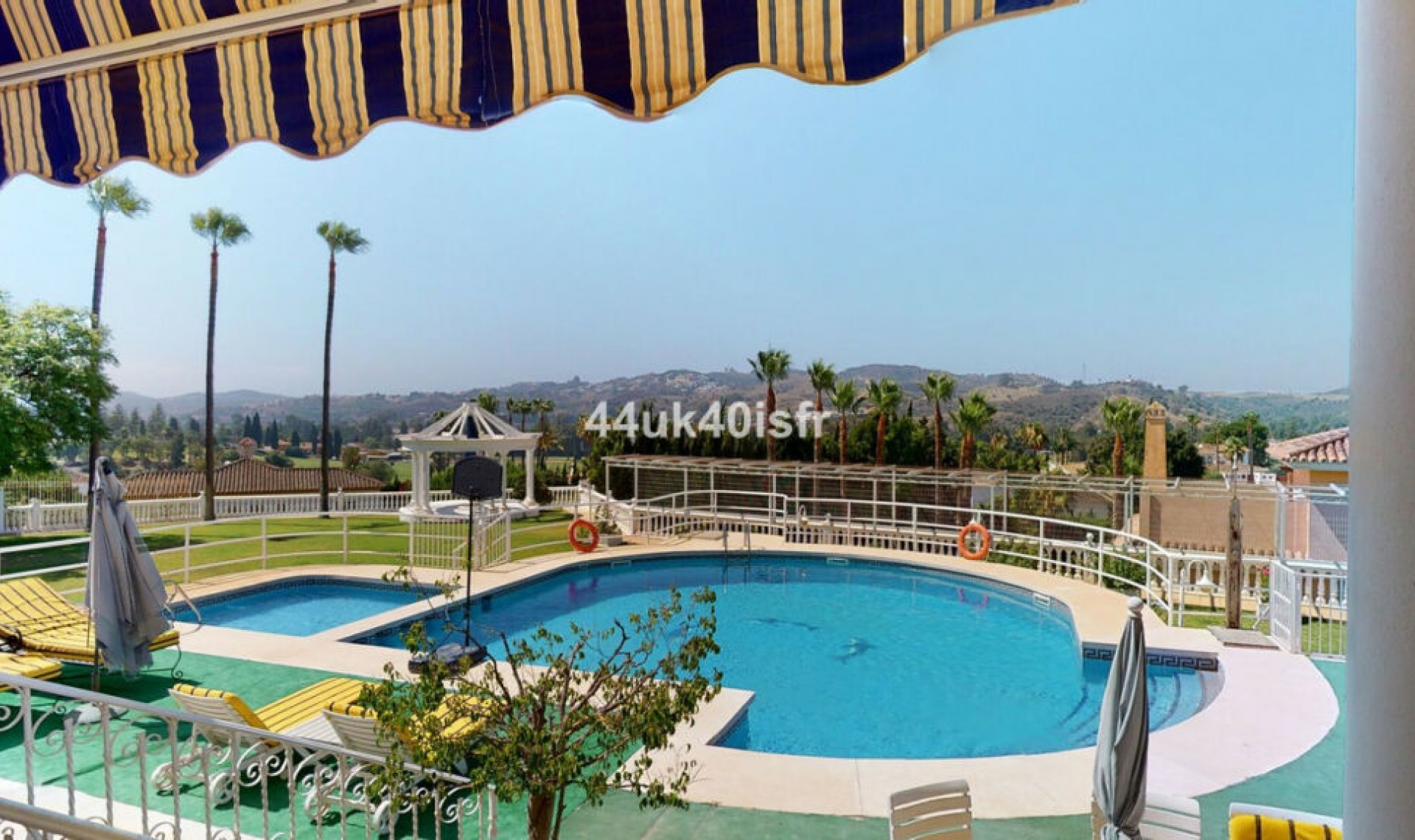 Resale - House -
Mijas Golf