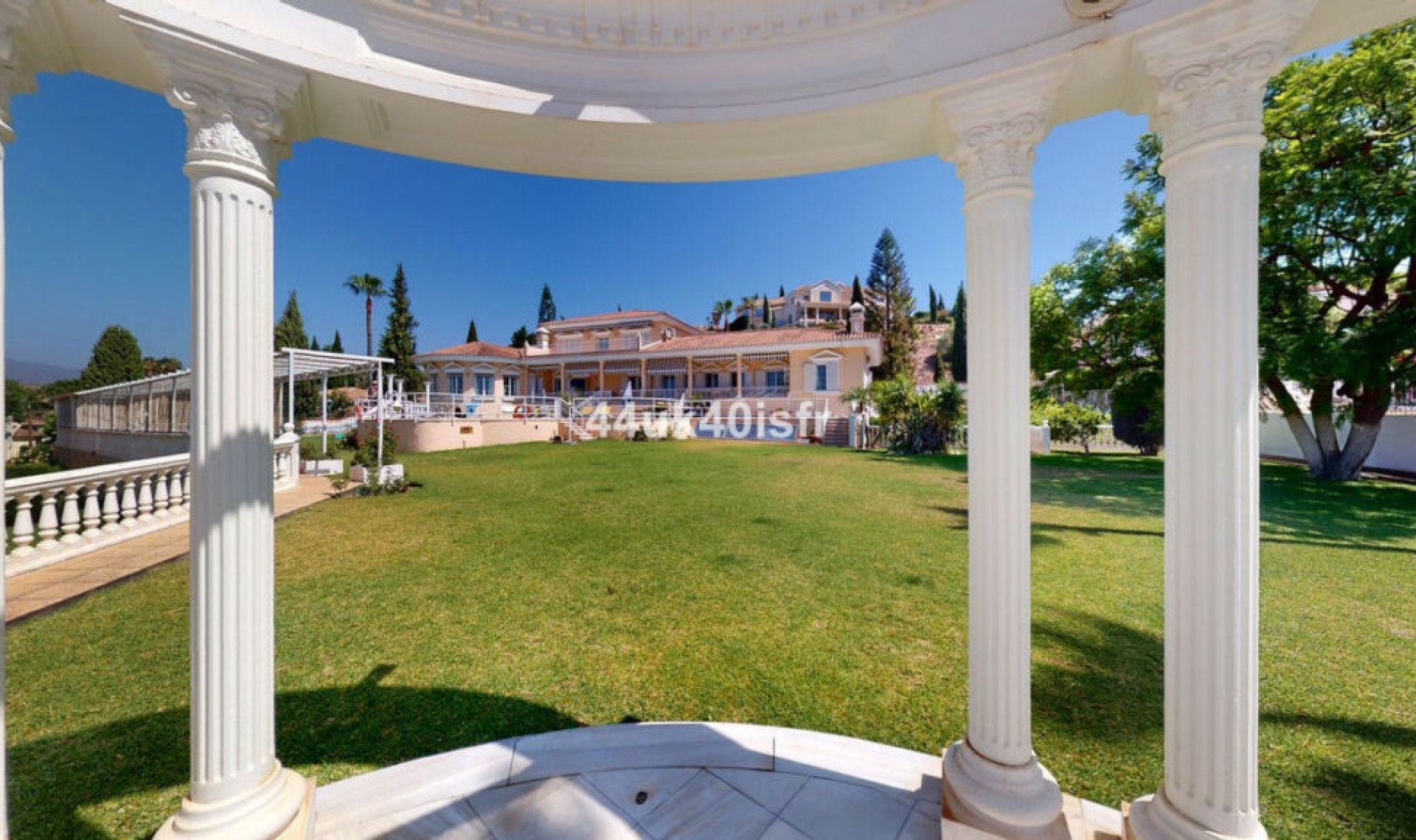 Resale - House -
Mijas Golf