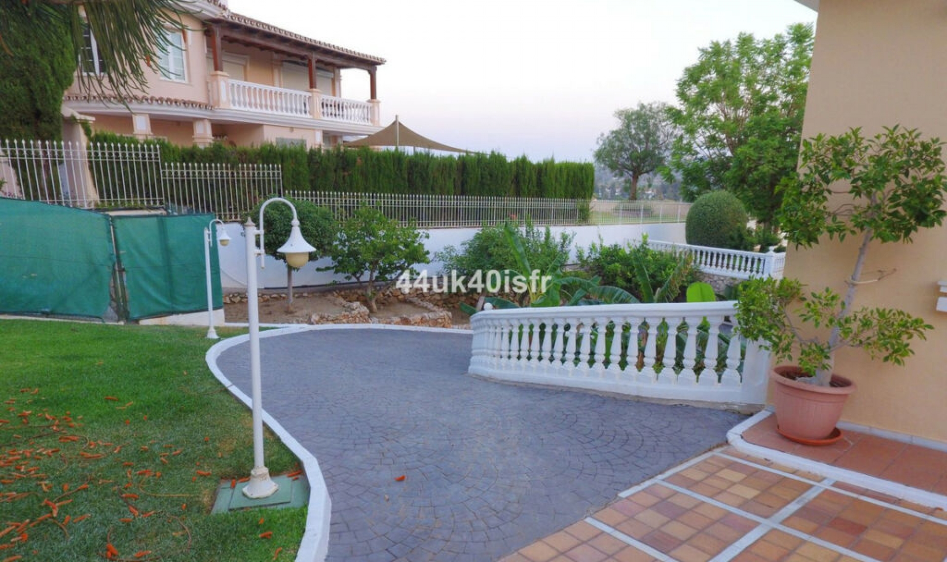 Resale - House -
Mijas Golf