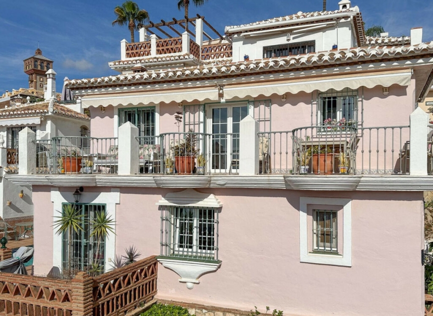 Resale - House -
Mijas Golf