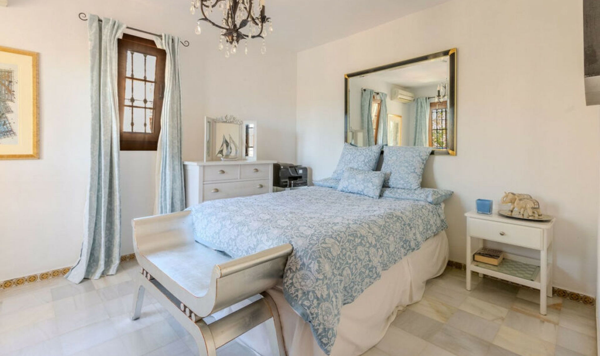 Resale - House -
Mijas Golf