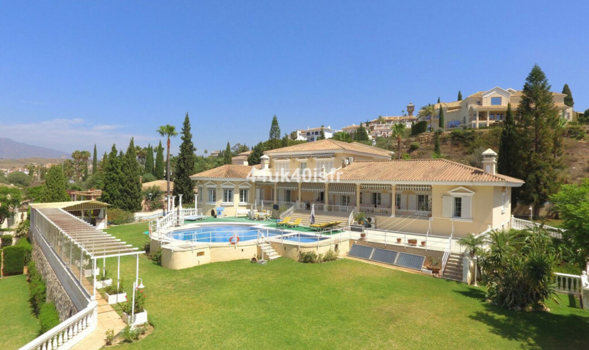Resale - House -
Mijas Golf