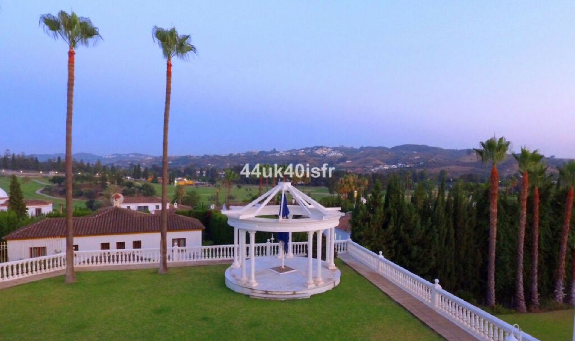 Resale - House -
Mijas Golf