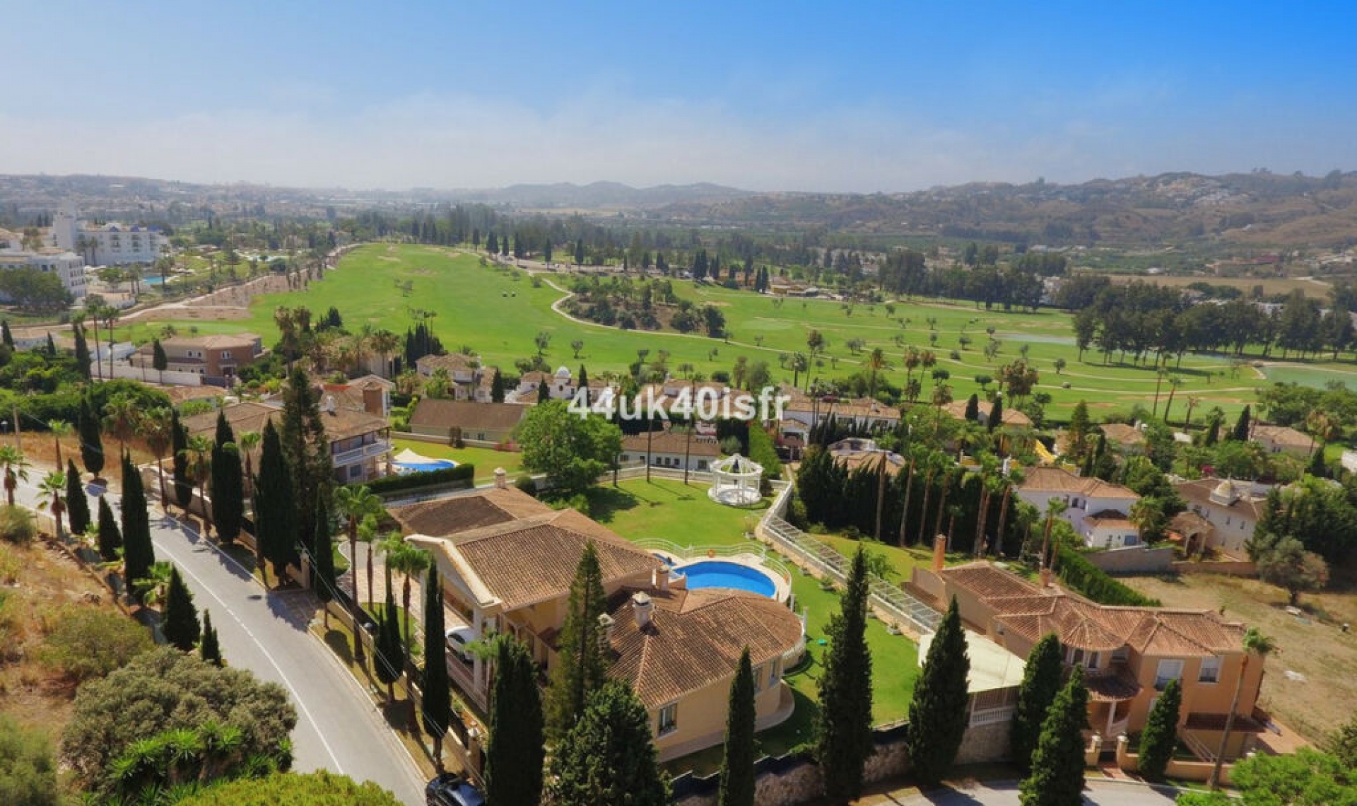 Resale - House -
Mijas Golf