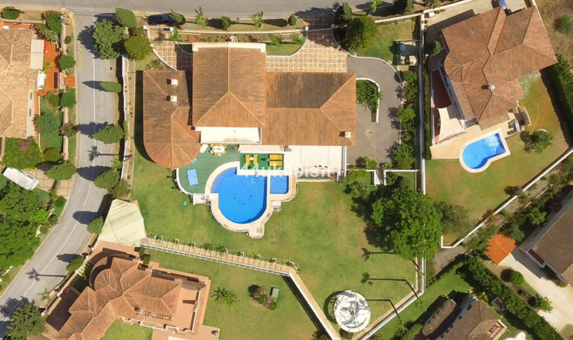Resale - House -
Mijas Golf