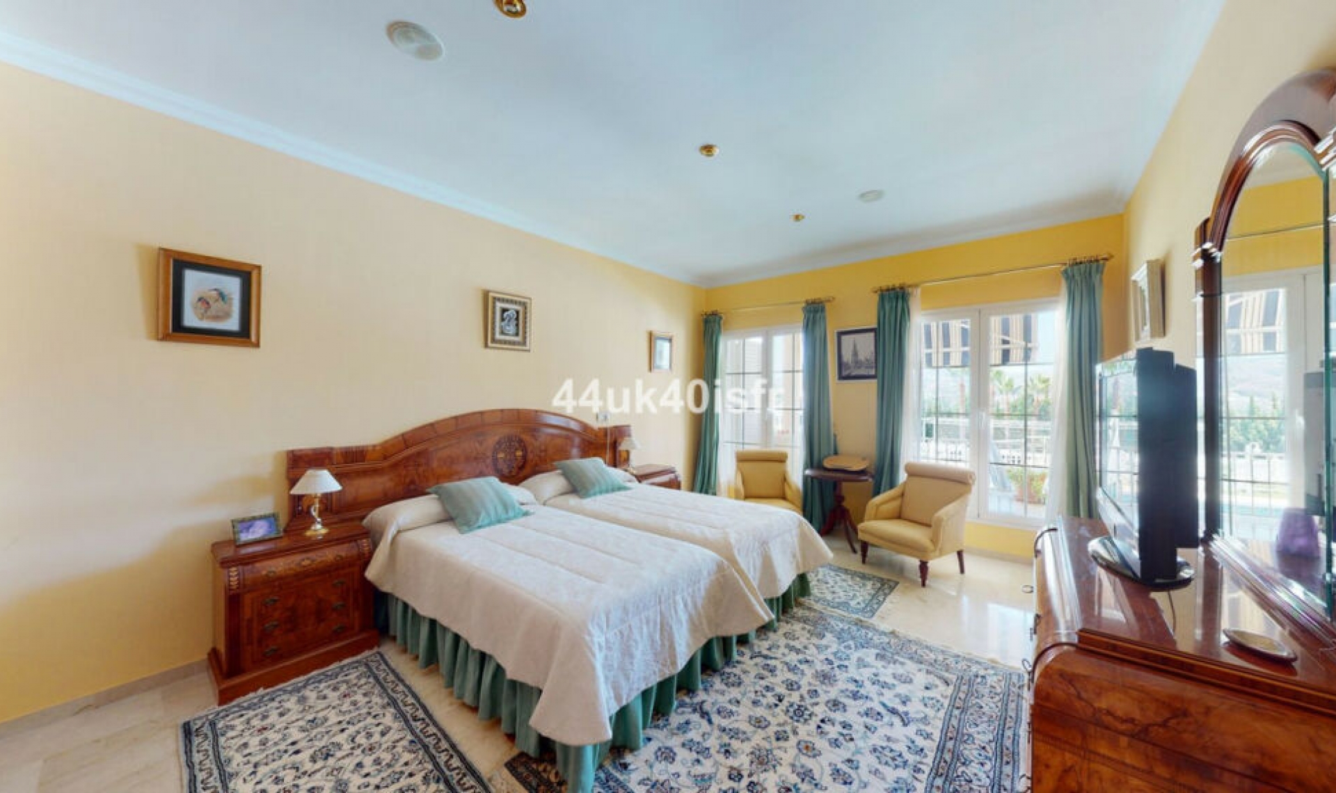 Resale - House -
Mijas Golf