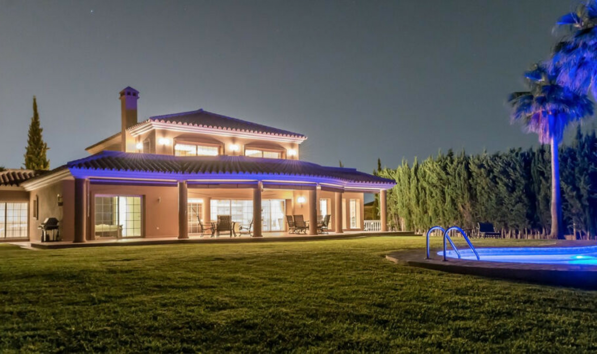 Resale - House -
Mijas Golf