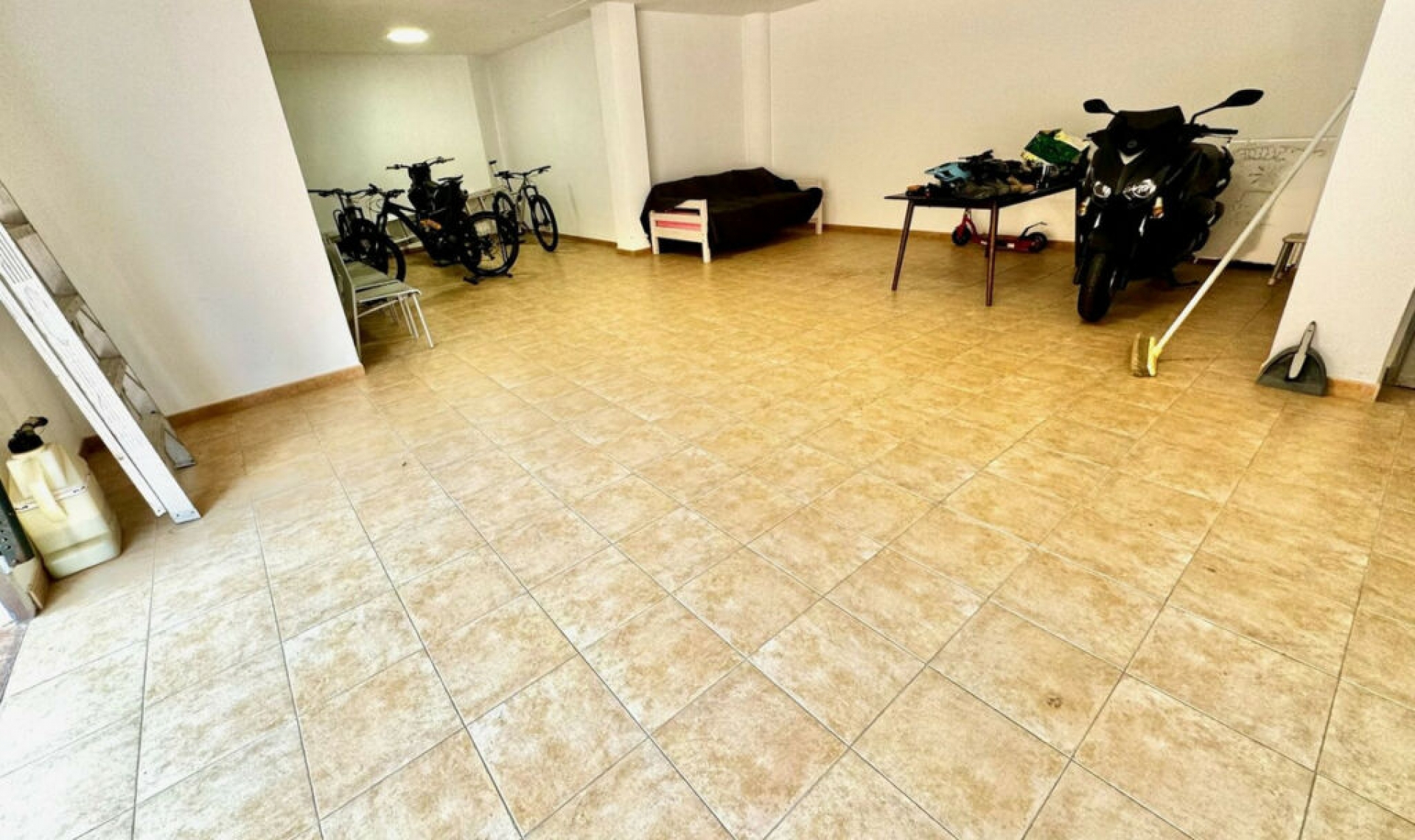 Resale - House -
Mijas Golf