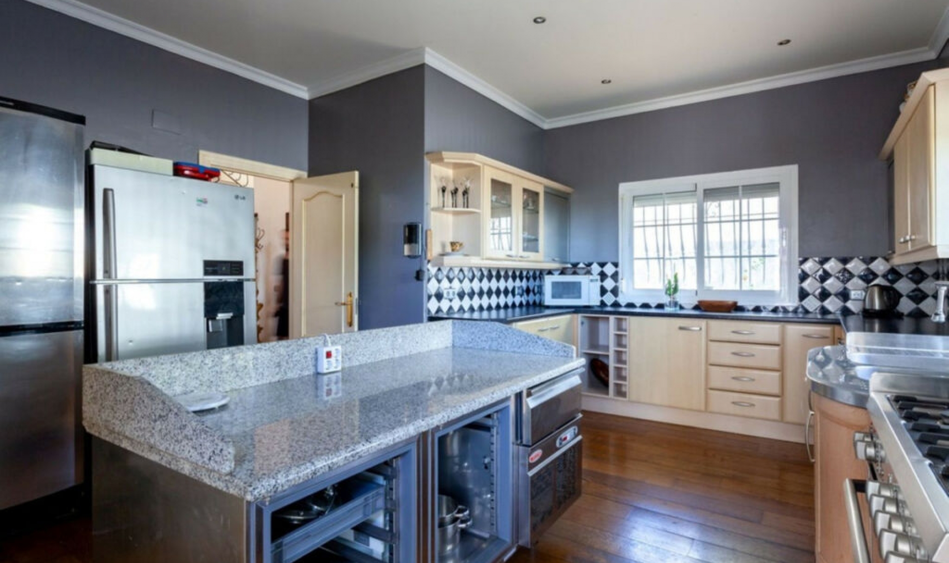 Resale - House -
Mijas Golf