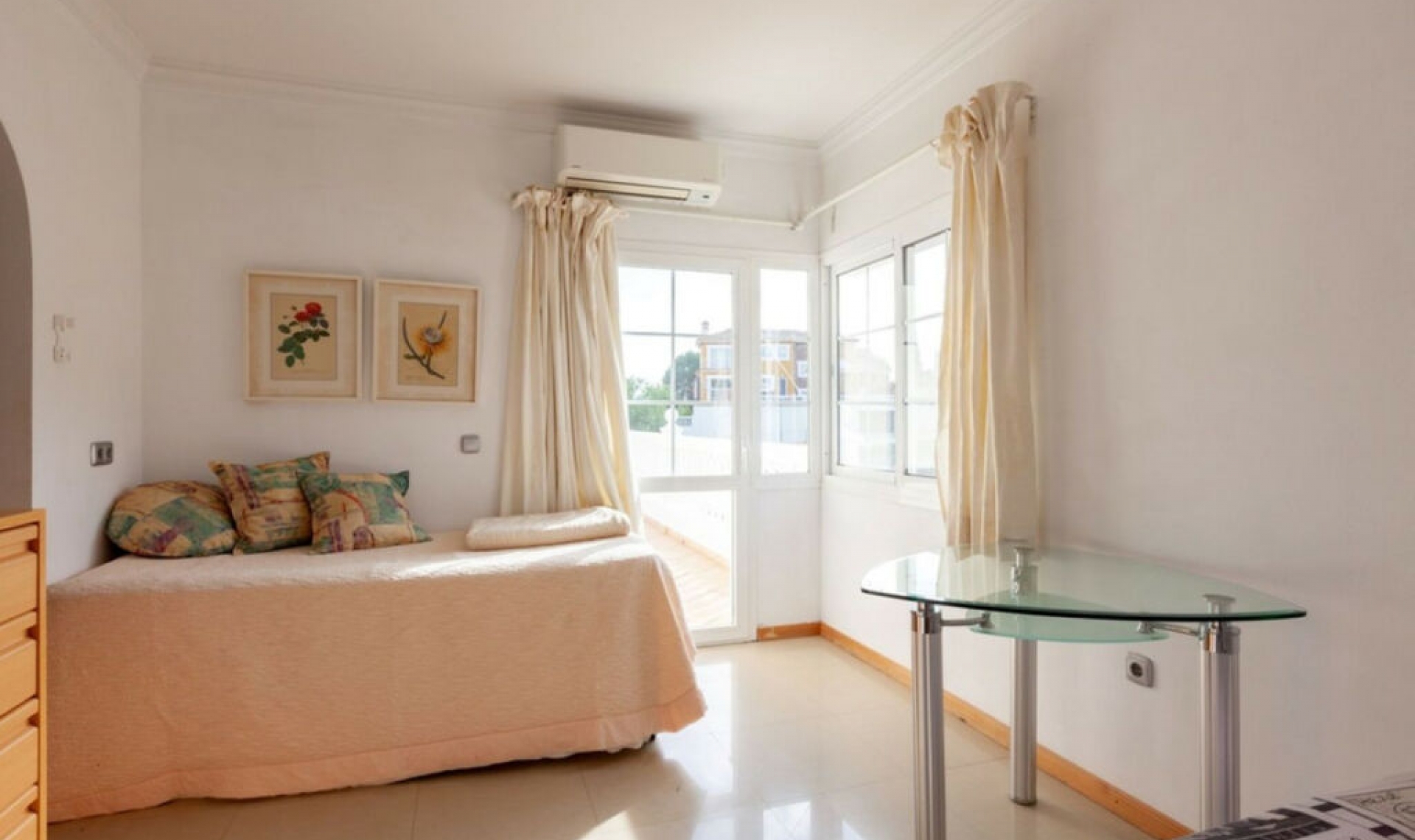 Resale - House -
Mijas Golf