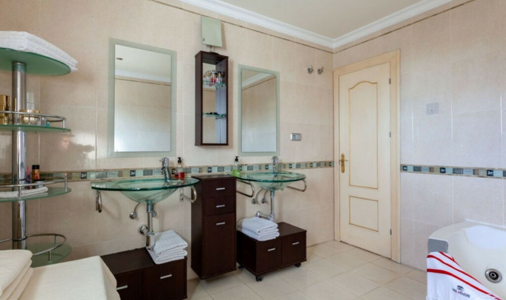 Resale - House -
Mijas Golf
