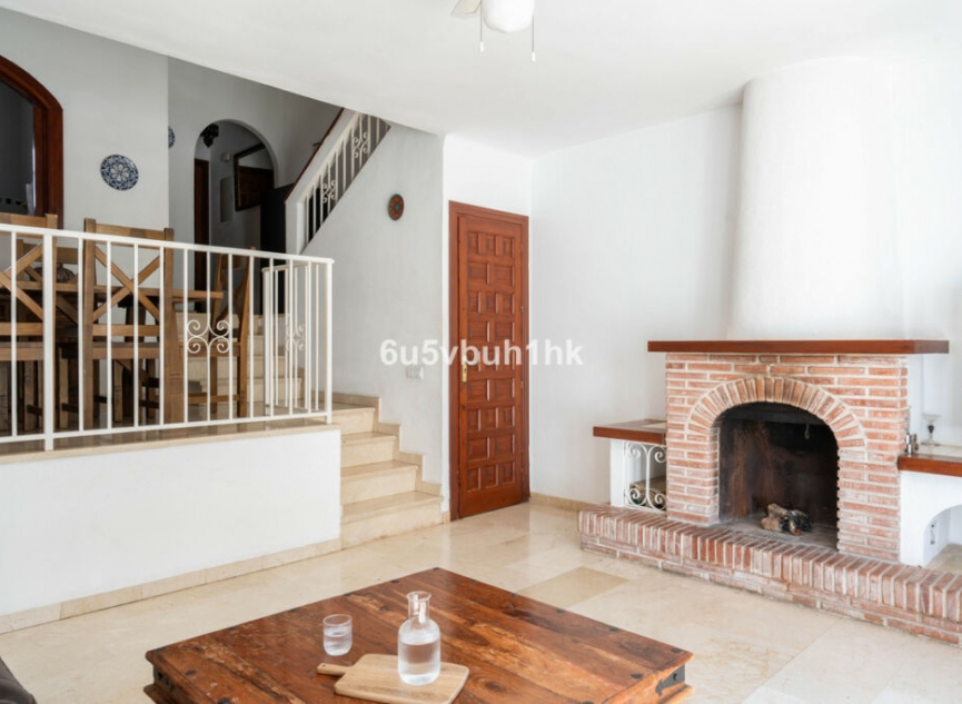 Resale - House -
Mijas Golf