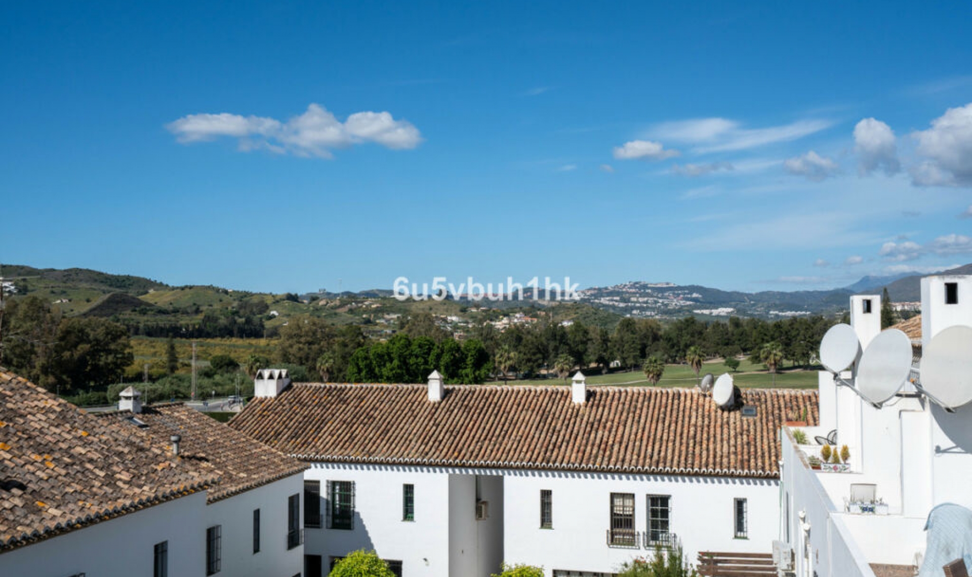 Resale - House -
Mijas Golf
