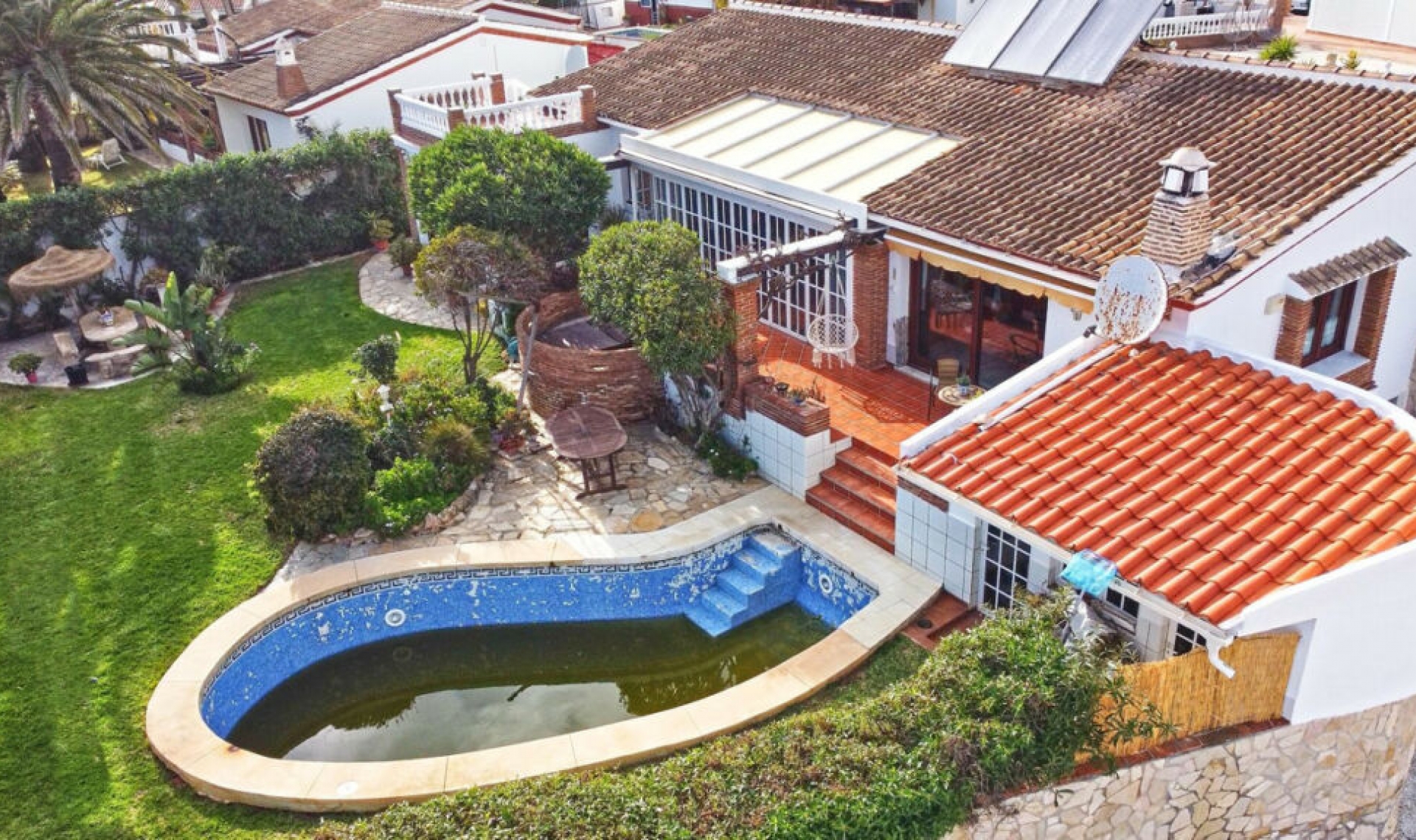 Resale - House -
Mijas