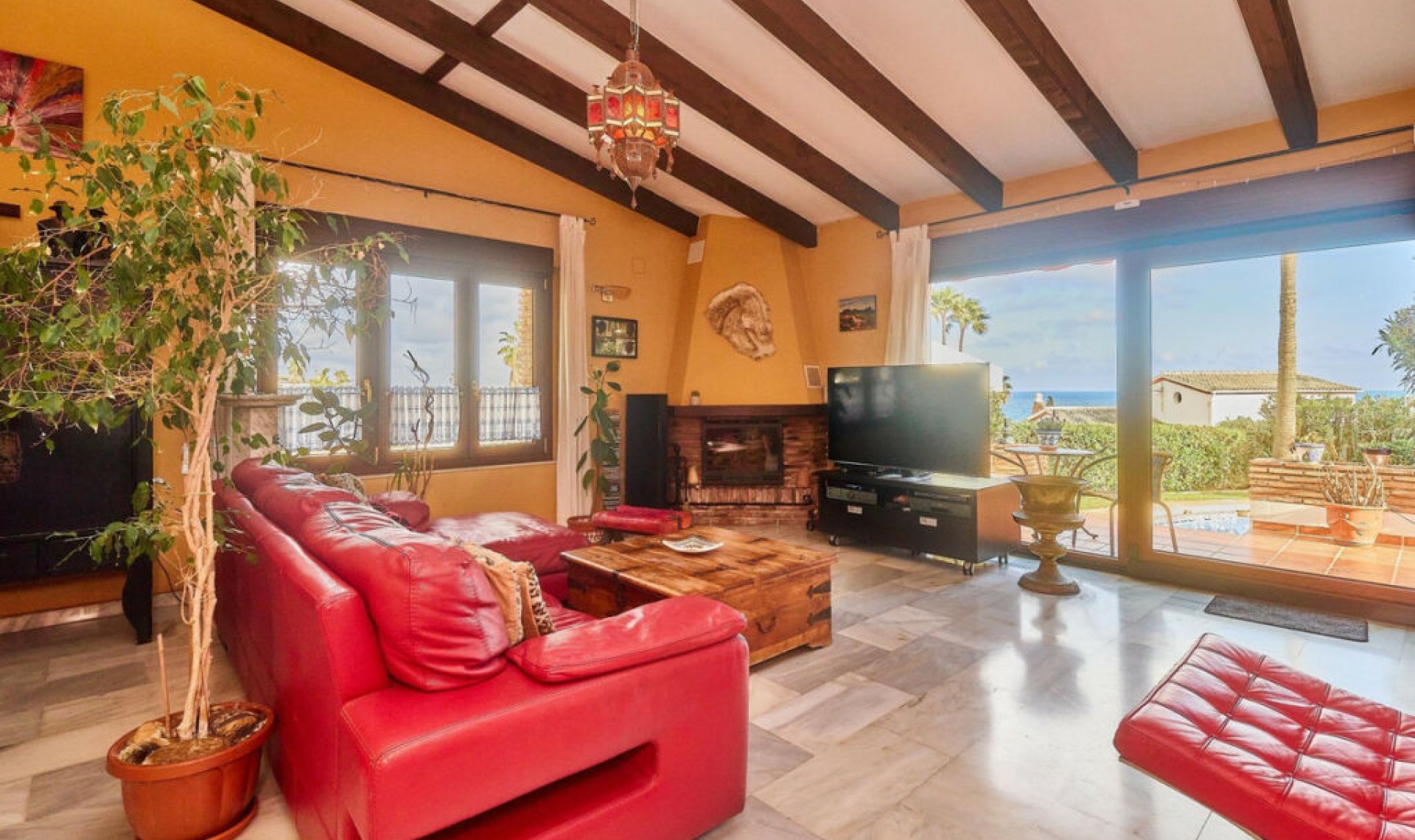 Resale - House -
Mijas