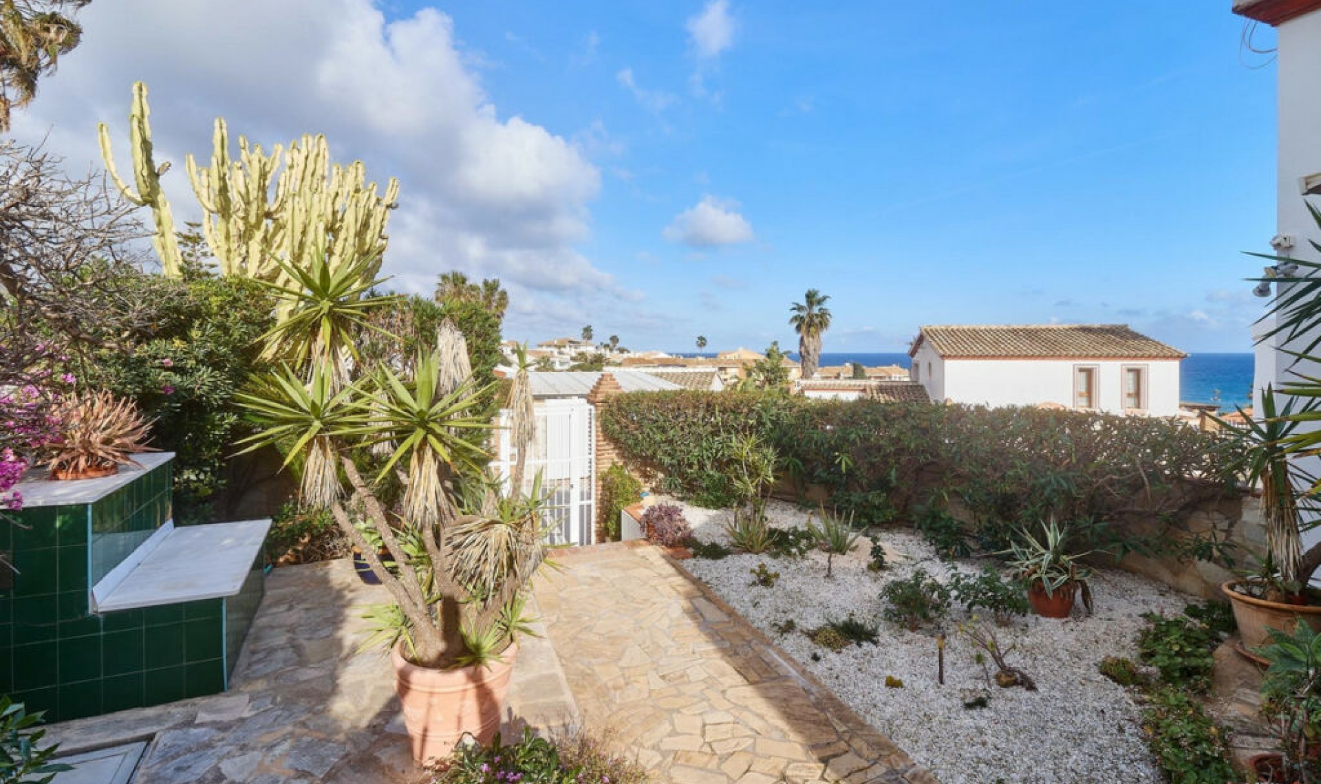 Resale - House -
Mijas