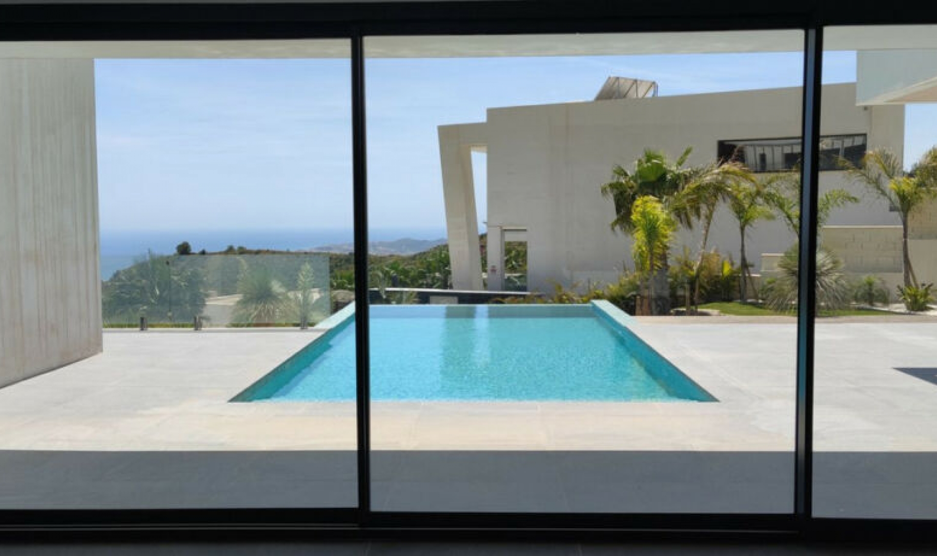 Resale - House -
Mijas