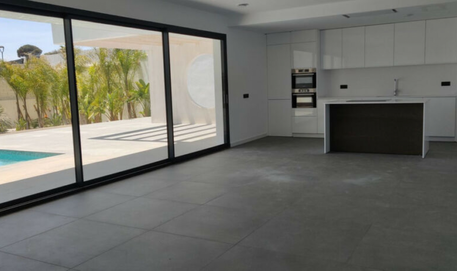 Resale - House -
Mijas