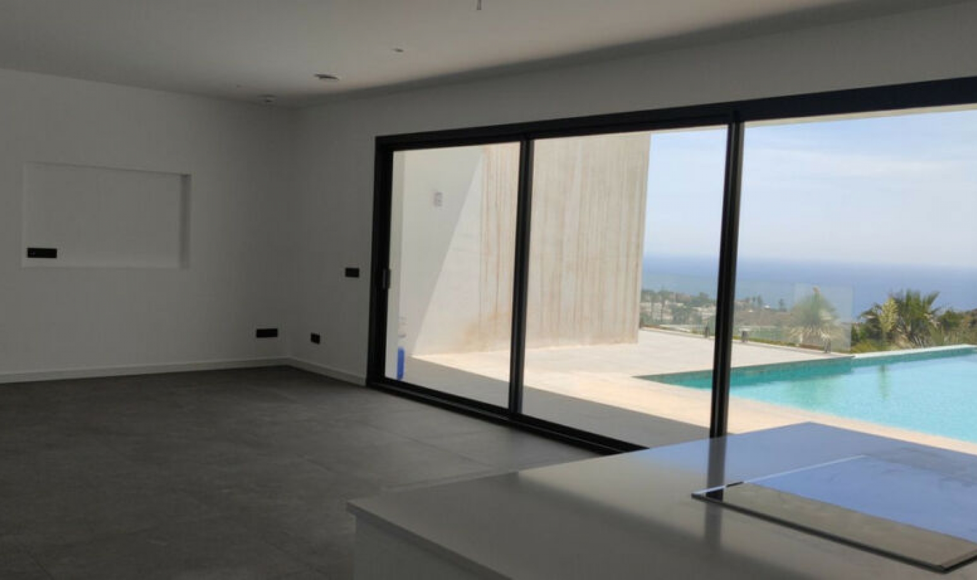 Resale - House -
Mijas