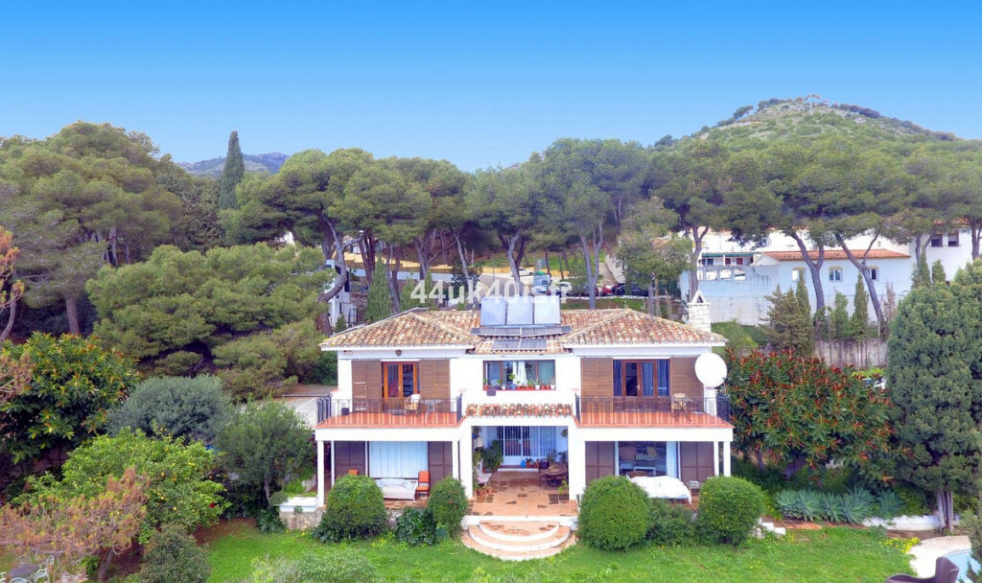 Resale - House -
Mijas