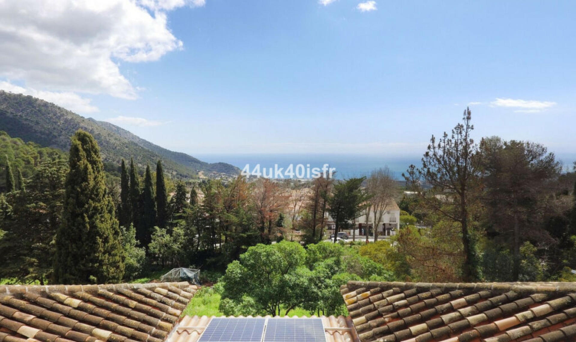 Resale - House -
Mijas