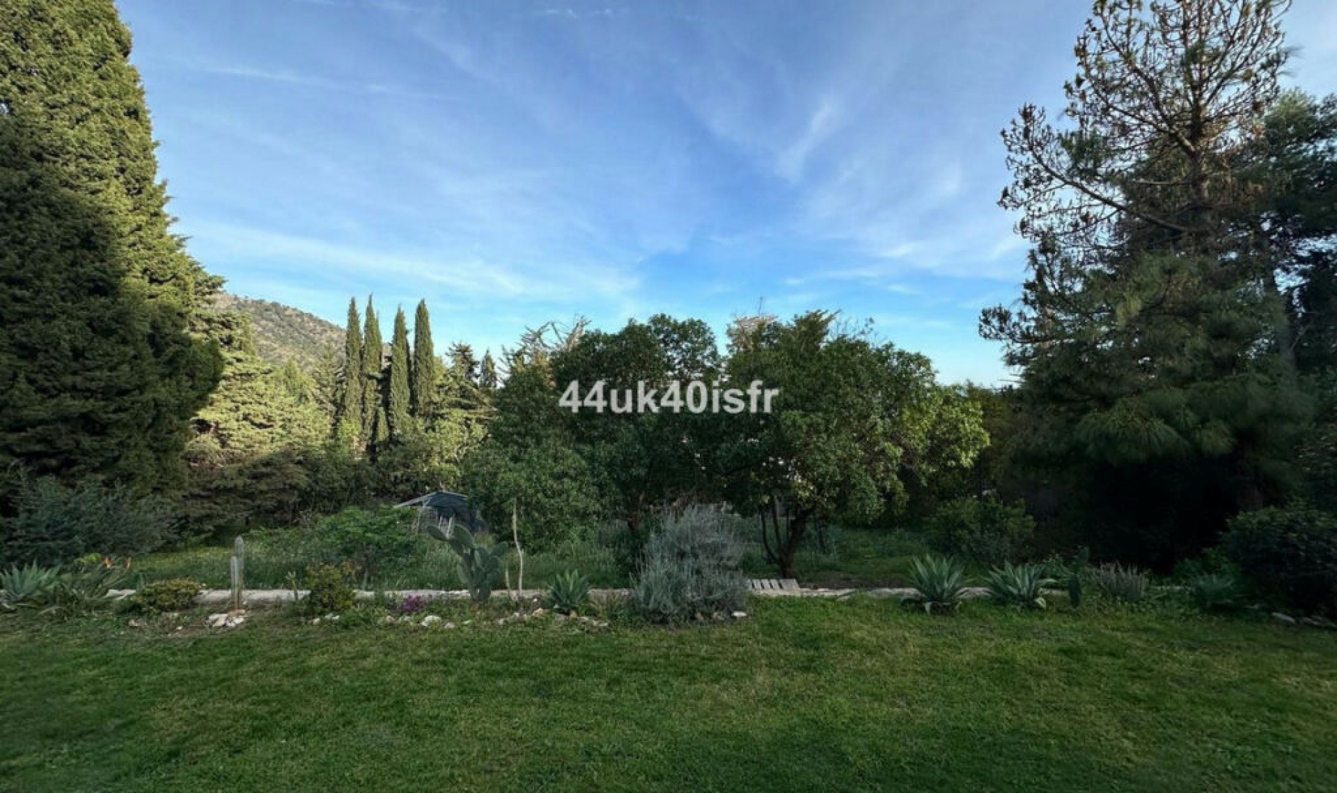 Resale - House -
Mijas