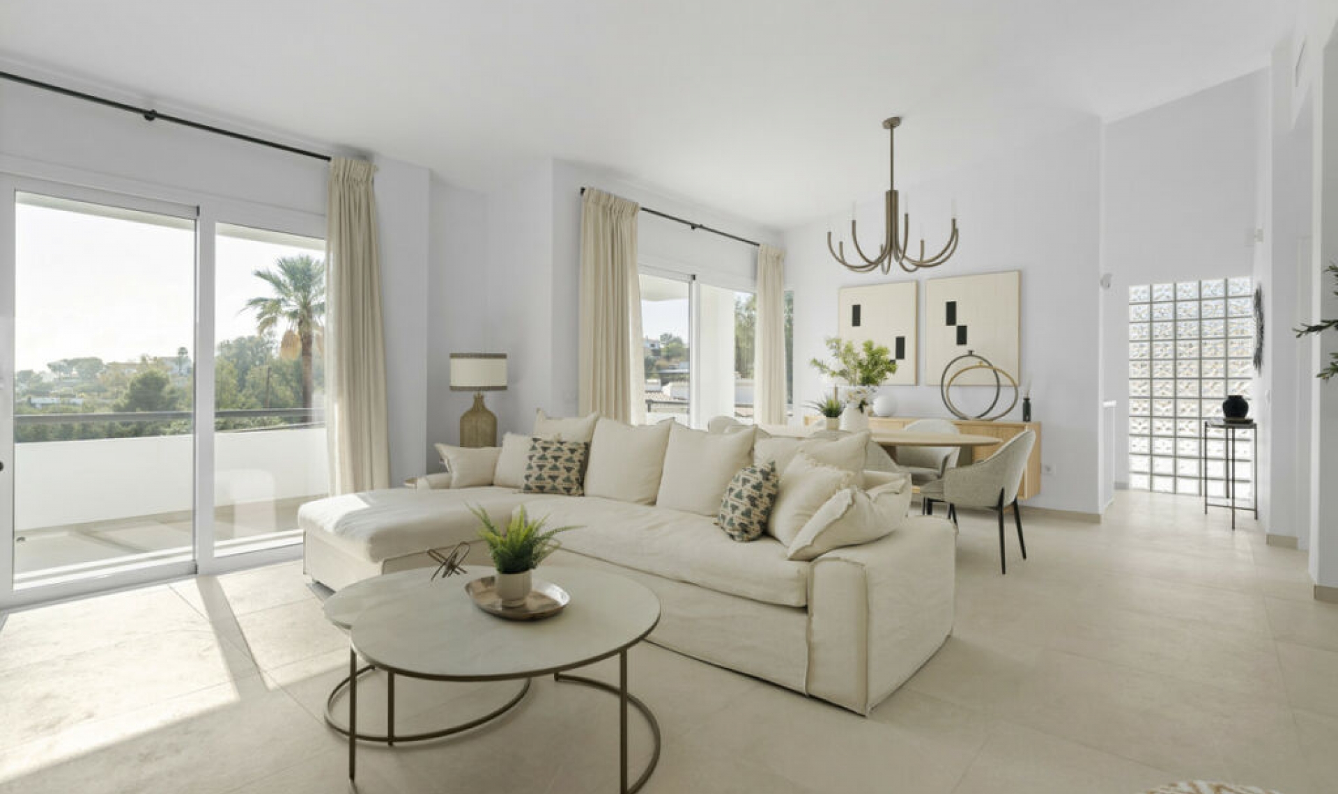 Resale - House -
Mijas