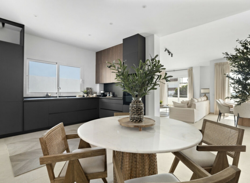 Resale - House -
Mijas