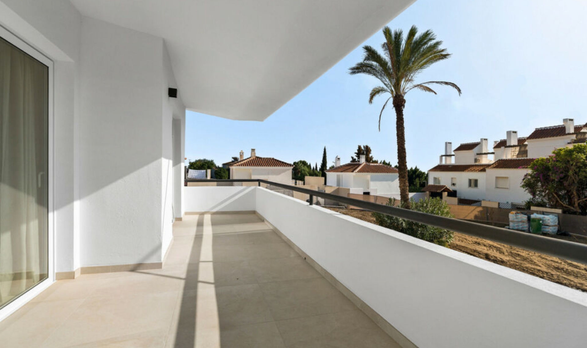 Resale - House -
Mijas