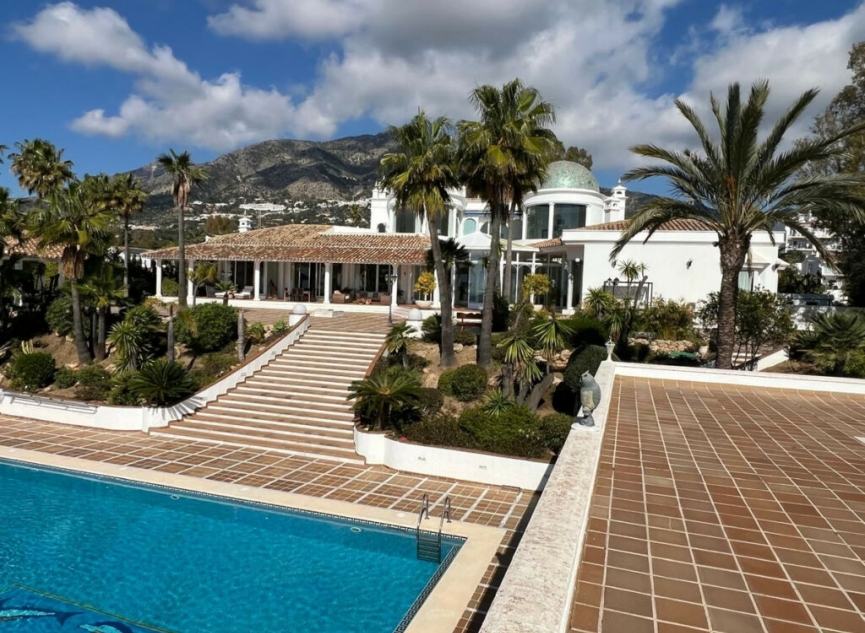Resale - House -
Mijas